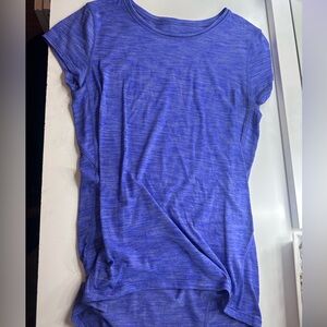 Lululemon short sleeve t-shirt.